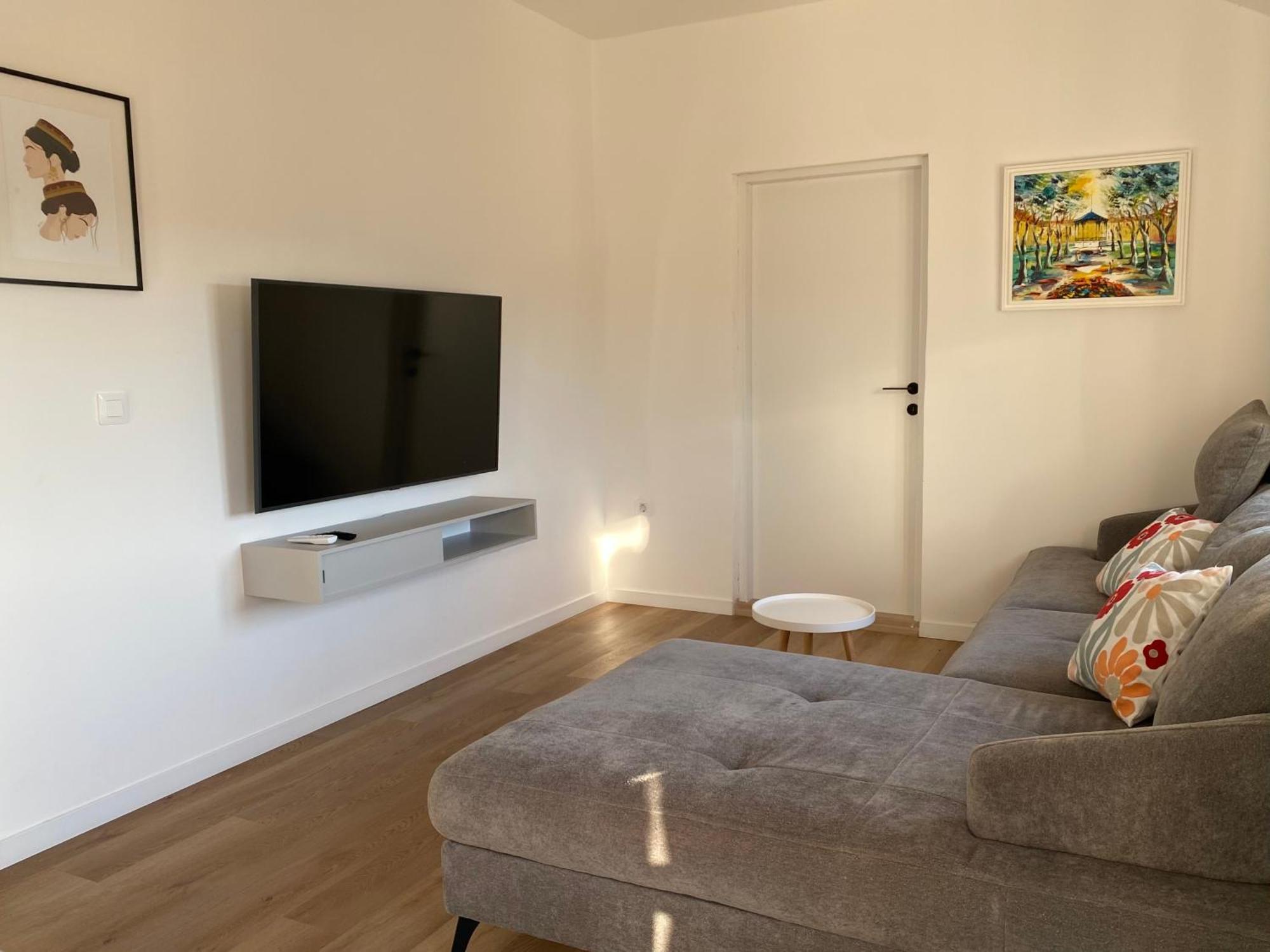 קאבטאט Apartment Obradovic מראה חיצוני תמונה