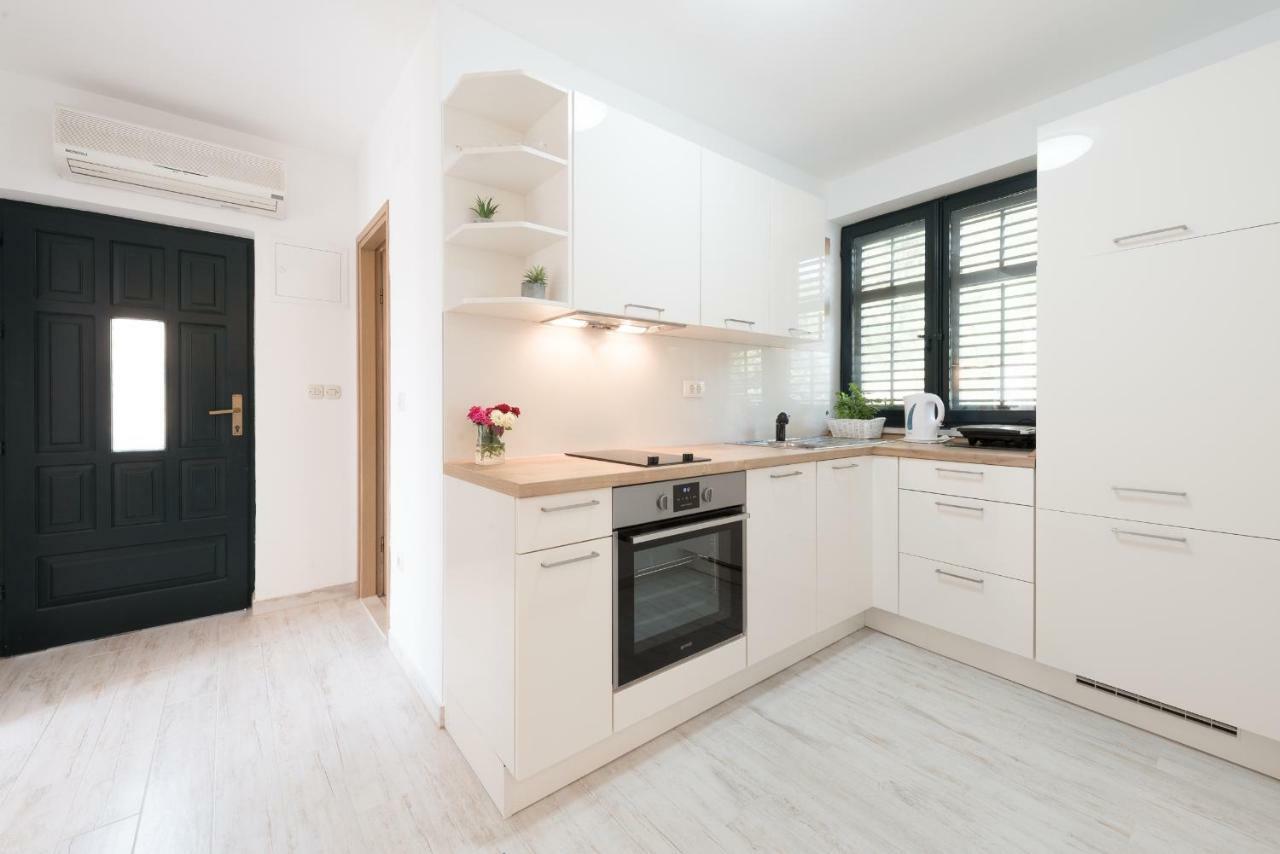 קאבטאט Apartment Obradovic מראה חיצוני תמונה