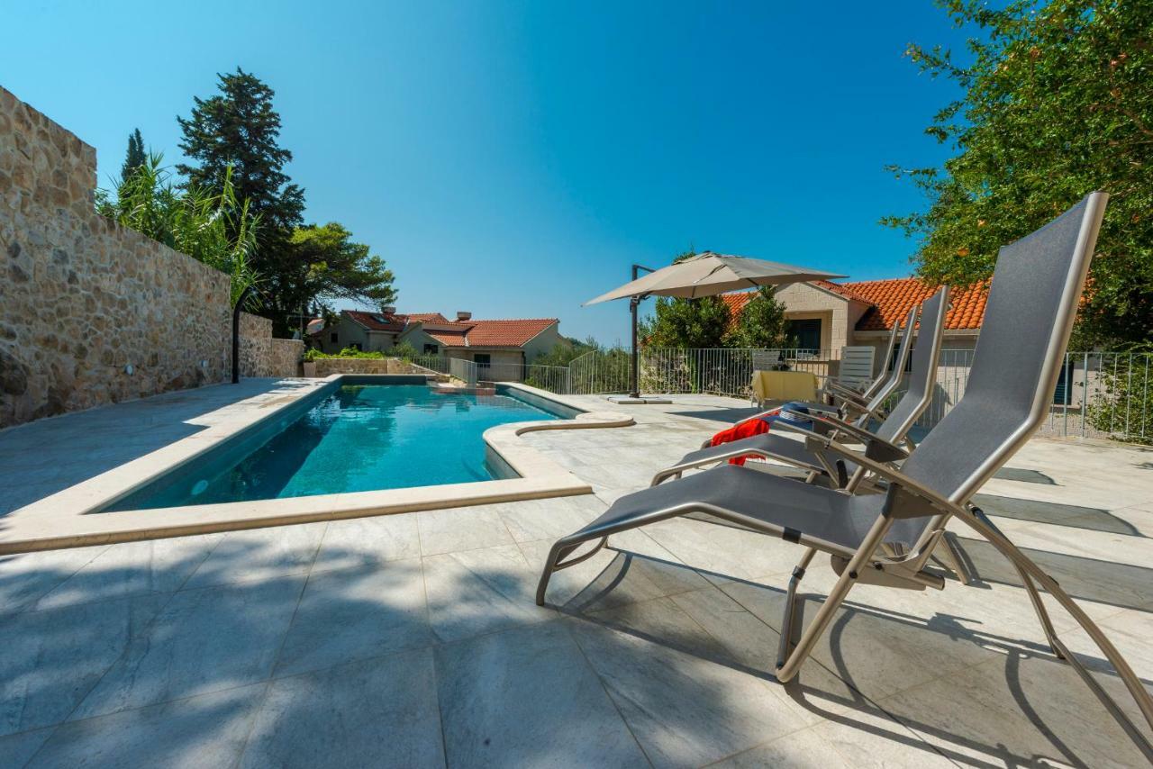 קאבטאט Apartment Obradovic מראה חיצוני תמונה